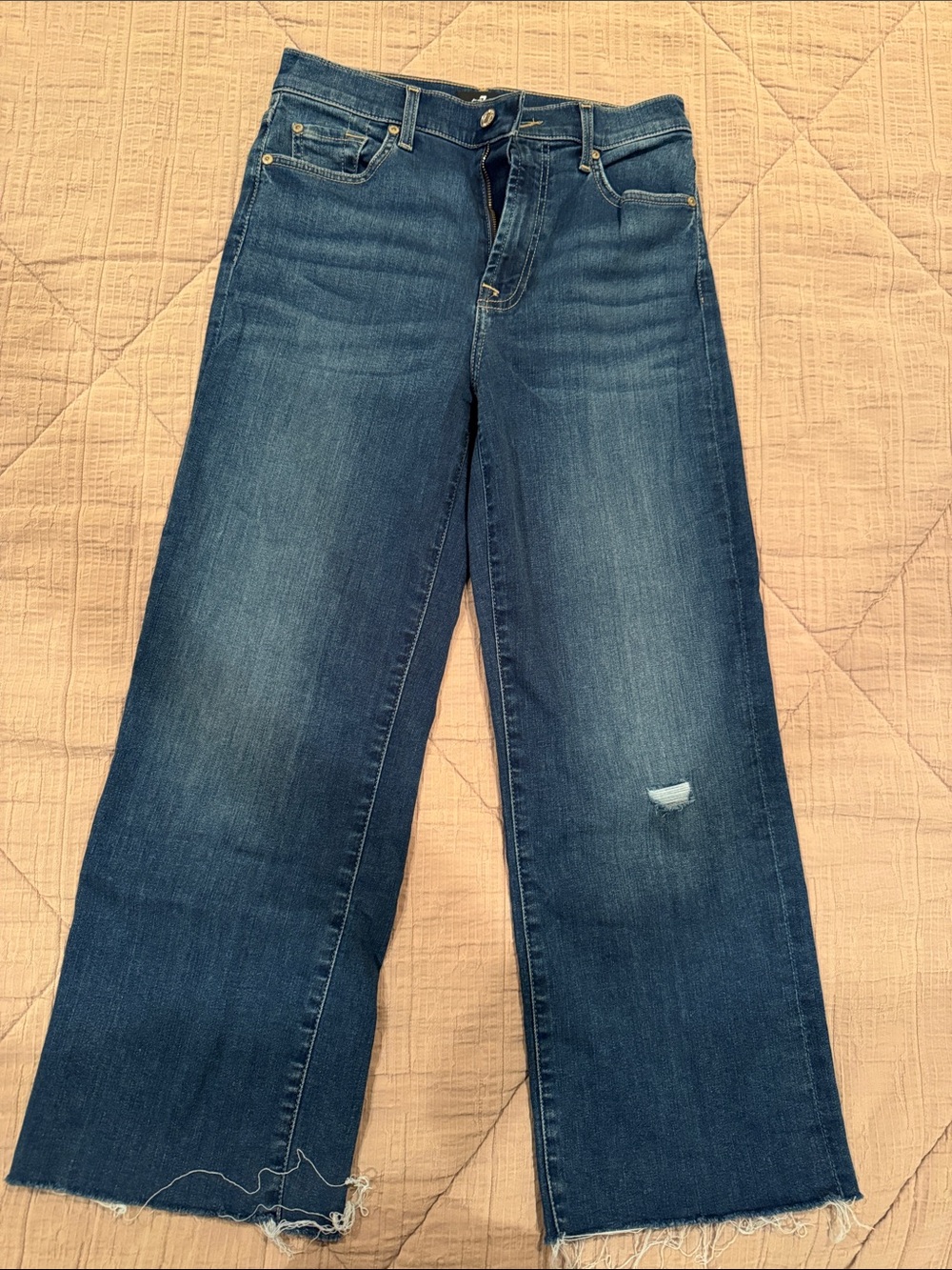 7 For All Mankind Cropped Alexa Wide-Leg Jeans in Dark Blue Wash